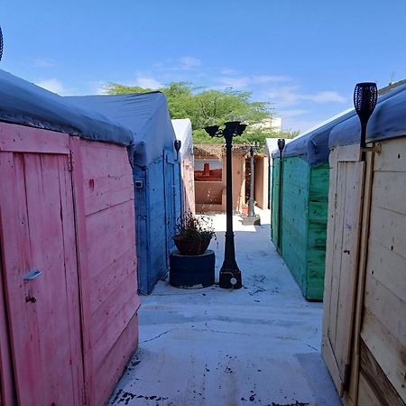 "Par 4 Chemins" - Atypical Stopover Nouakchott Ngoại thất bức ảnh