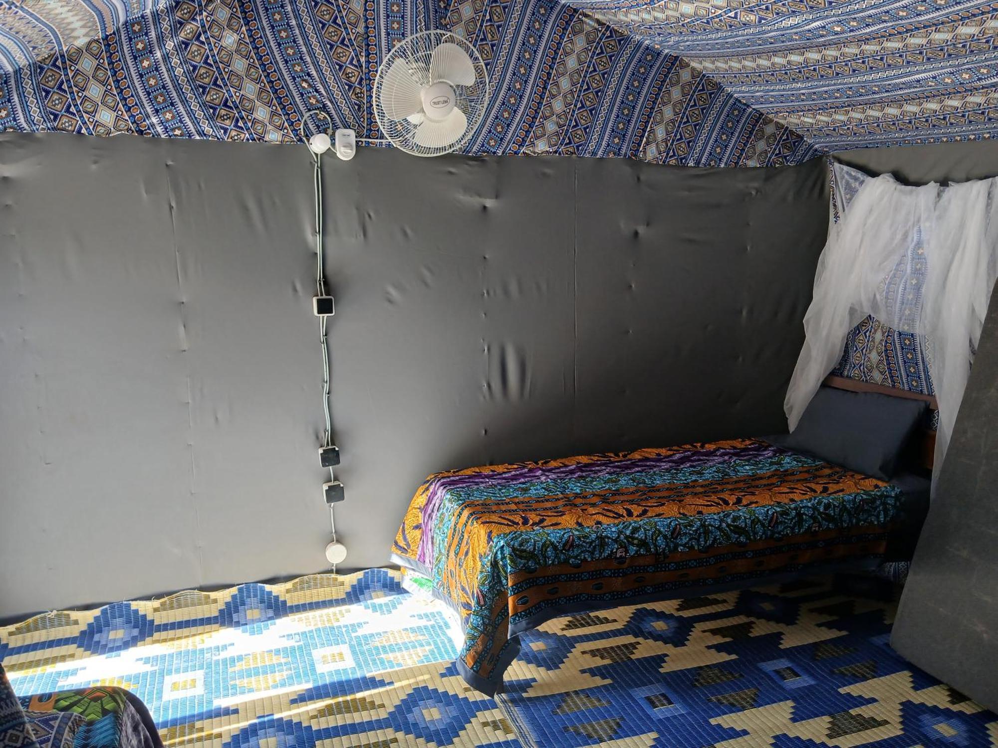"Par 4 Chemins" - Atypical Stopover Nouakchott Ngoại thất bức ảnh
